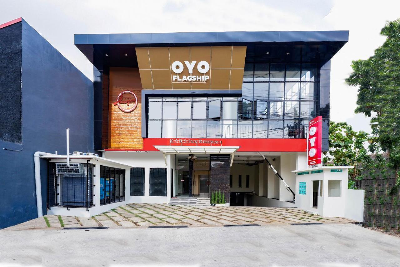 Oyo Flagship 2124 Kars Inn Семаранг Экстерьер фото