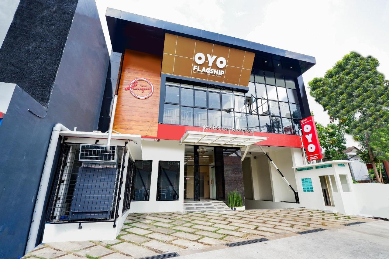 Oyo Flagship 2124 Kars Inn Семаранг Экстерьер фото